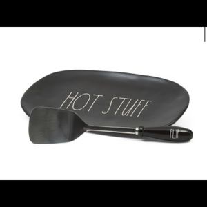 Rae Dunn grill plate and flipper